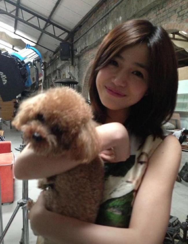 陈妍希还是太全面了 半个娱乐圈力挺