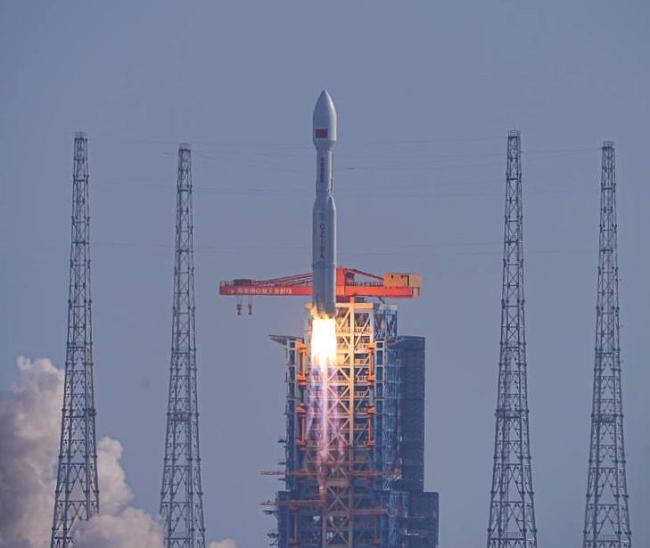 中国发射卫星互联网低轨14组卫星