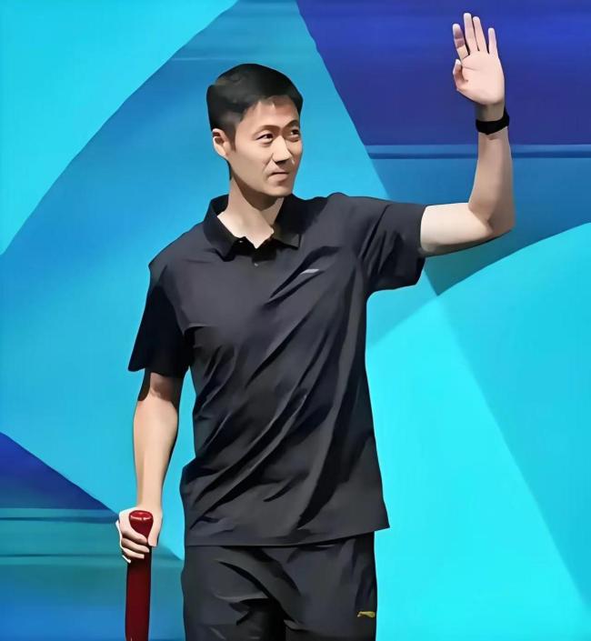 馬克龍夸孫穎莎非常厲害 中法乒乓友誼互動