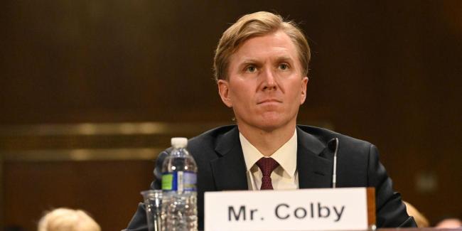 警惕!特朗普政府發(fā)表新版“國(guó)安戰(zhàn)略”:提到臺(tái)灣8次