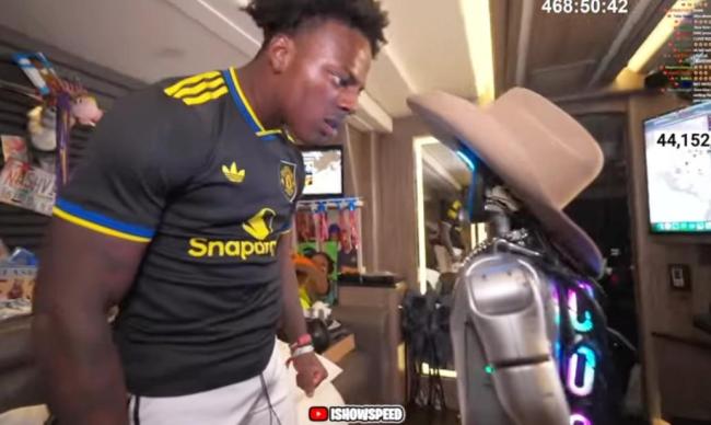 甲亢哥损毁机器人被开发公司起诉索赔