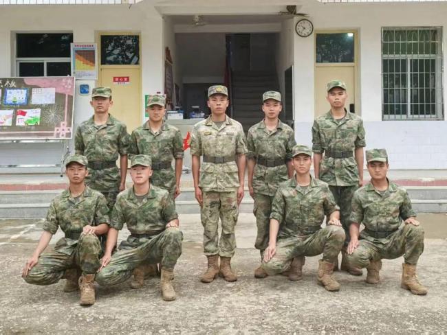 新兵下連 老班長(zhǎng)叮囑了什么 聲聲叮嚀句句真情