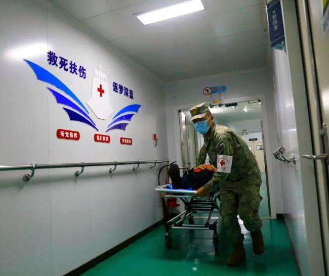 直擊海軍某部南海搜救實兵訓練 提升實戰(zhàn)化能力