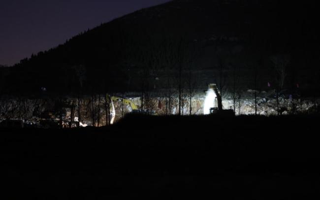 山東一養(yǎng)牛場立項兩年多未見一頭牛，山東一“養(yǎng)牛場”被指以平整土地為名采礦外賣