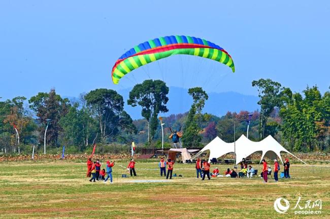 江西贛州南康區(qū)：發(fā)展低空經(jīng)濟 助熱鄉(xiāng)村旅游