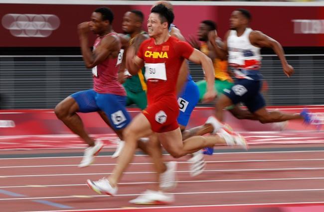 再見!10次"破十"的蘇神，以及那個在逆境中堅守的蘇炳添 傳奇謝幕續(xù)寫新篇