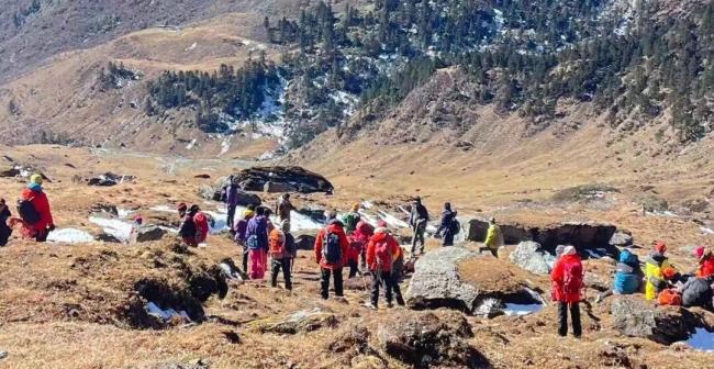 男子違規(guī)進(jìn)哈巴雪山滑墜失聯(lián) 封山期間擅自進(jìn)山悲劇