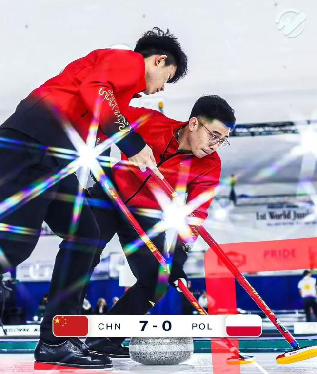 冬奧冰壺落選賽中國(guó)7-0波蘭輕松晉級(jí)