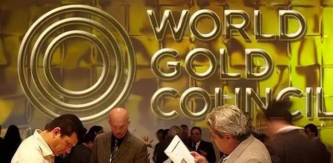 黃金漲不動(dòng)了白銀為啥還在漲 機(jī)遇還是陷阱？