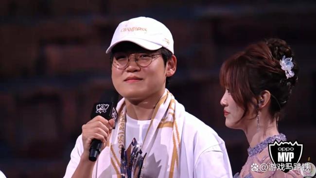 HLE對戰(zhàn)T1 新陣容首次交鋒