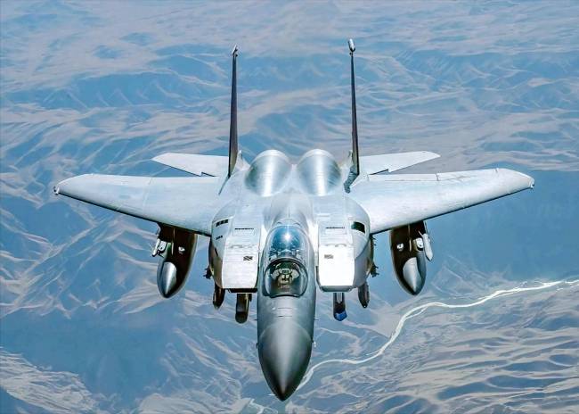 博主：F-15EX提速暴露美國(guó)軍工困境 創(chuàng)新疲軟與產(chǎn)能拉胯