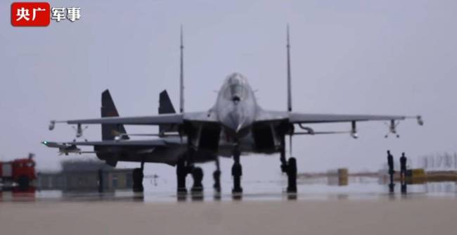 至少10个机型参加中俄巡航有何意味 展示强大海空联动态势