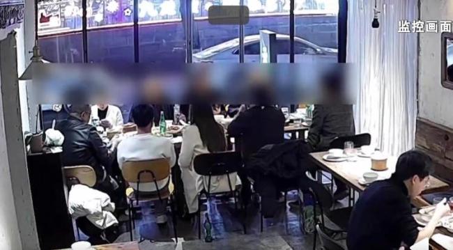 10人聚餐1人留下拒付1262元餐費