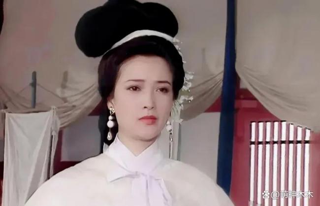 何晴10年前確診癌癥 與病魔抗?fàn)幎嗄杲K離世