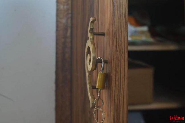 自闭症男童苍山遇难父母现状 全家用爱托举孩子