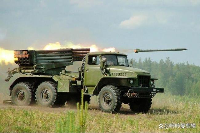 泰柬战场上中国轻武器集中亮相 战火背后的无解死结