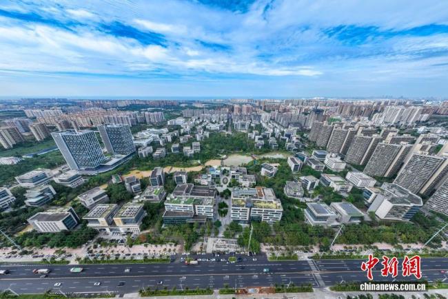 海南自贸港18日崇敬运行全岛封关 新引擎驱动怒放前沿