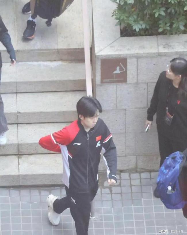 穆雷：这确实是一场对抗激烈的比赛 遗憾因伤退赛引发思考