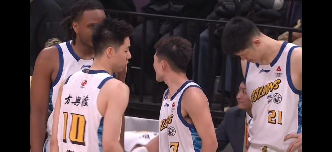 你如何看浙江广厦惨败辽宁男篮 攻防两端全面受制