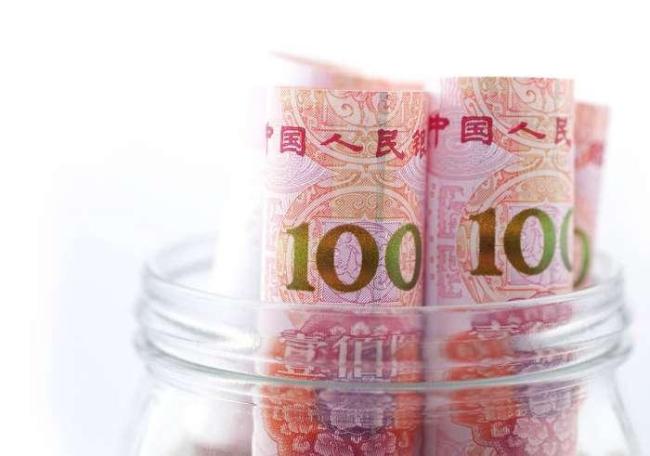 人民币升破7.05 创近三个月新高