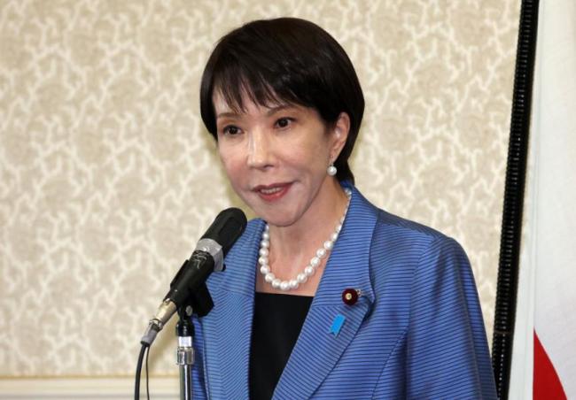 5秒变脸 高市早苗被质问后瞬间冷脸