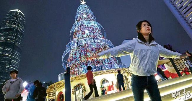 香港取消维港跨年烟花汇演,将用跨年倒数活动代替 尊重悲伤,温柔迎新