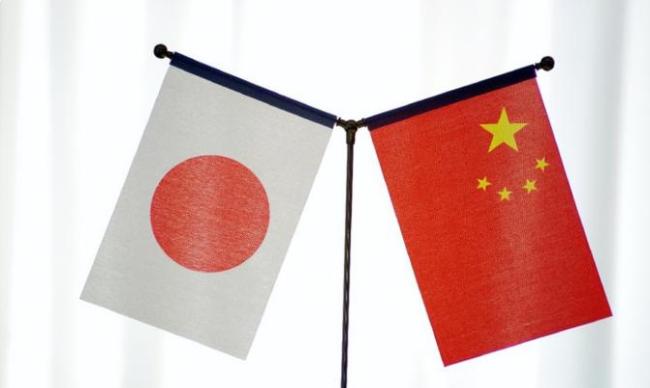 解放军摆开阵势，高市竟改口：不会动用自卫权？ 日本战术性回调