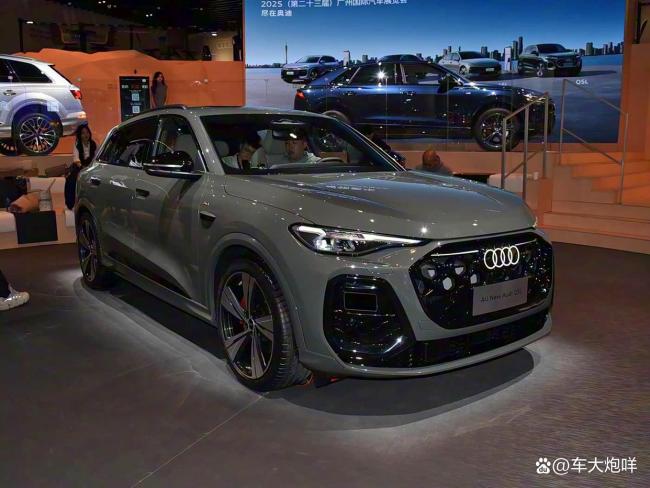 全新奥迪Q5L开启预售 多项革新引关注