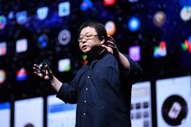 罗永浩开讲科技春晚要放啥大招 细红线AI首秀