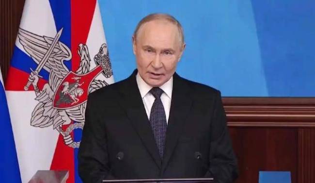 普京为何此时承认自己正在恋爱 柔情展示背后的政治考量