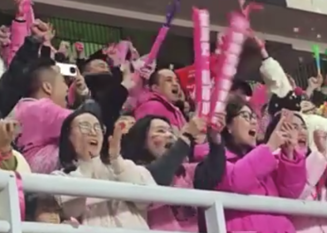 直击！常德队获胜瞬间球迷狂欢