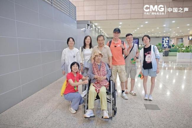 撞脸的民警扮演儿子12年 一场跨越千里的亲情守护