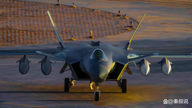 解锁反舰技能的歼20S有多强 迈向多功能隐身战斗机