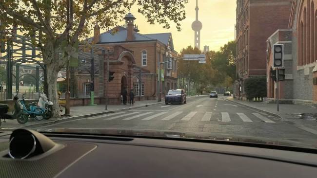 智界V9旗舰MPV配置曝光 满血途灵平台+华为三电套装