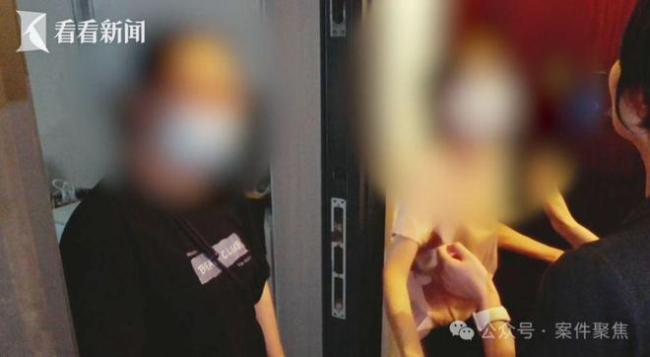 上海一对夫妻持斧逐户砍砸邻居家门 惊魂事件频发扰民