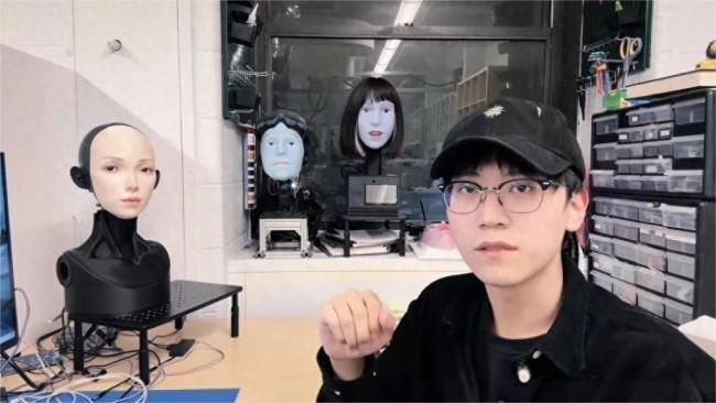高颜值哥大博士创业做人形机器人