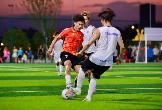 湘超常德队出发长沙剑指冠军,一场属于普通人的足球励志课
