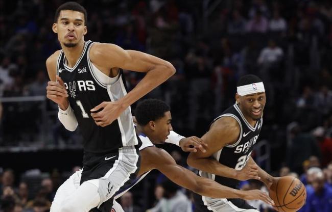 雷霆的史诗赛季被马刺“毁了”吗 双杀之痛