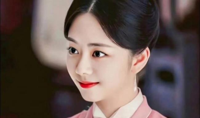 赵丽颖逍遥海报 教科书级客串引爆热搜