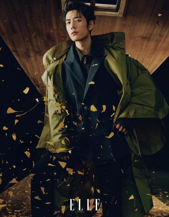 肖战新杂志漏胸肌了 真空西装帅到犯规