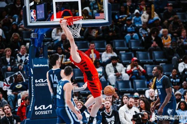 杨瀚森遭雪藏 快船大胜开拓者 球迷退票抗议