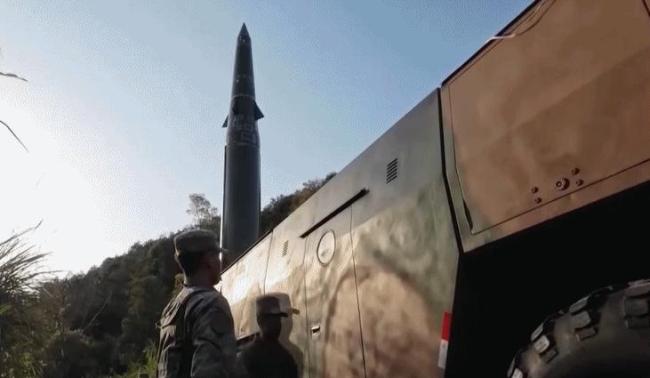 火箭军武器装备实现跨越式发展 铸就战略威慑尖刀