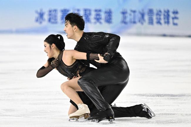 王诗玥、柳鑫宇获全国锦标赛冰舞冠军 迈向米兰冬奥会