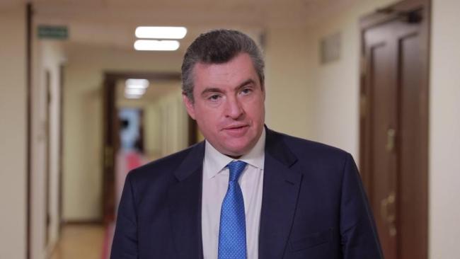 莫斯科遭袭击 空中交通陷入瘫痪 数百航班受影响