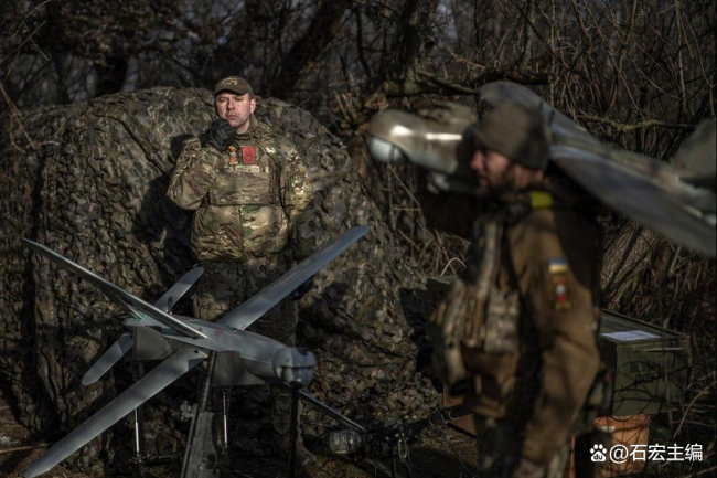 专家称乌方特种战背后北约已介入 无人机袭击俄基地
