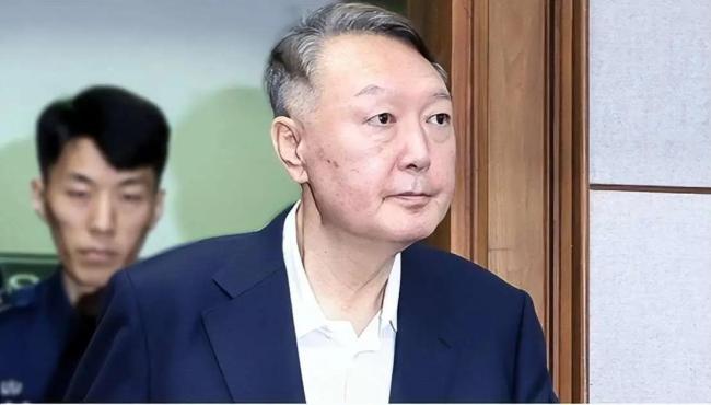 李在明回青瓦台办公有何考量 权力象征的回归与重塑