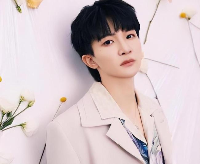 央视跨年晚会上的女性 视觉与听觉双重享受