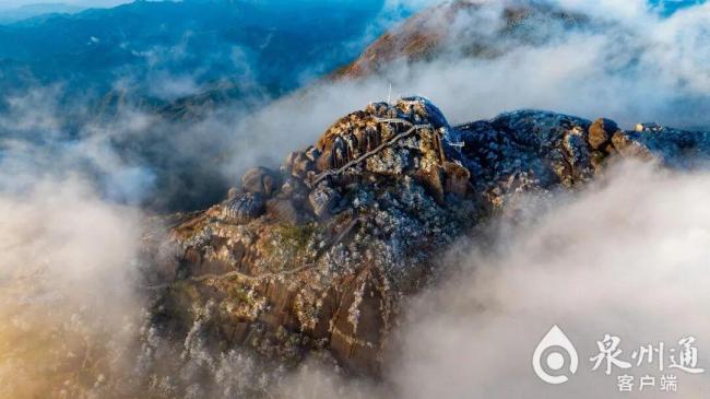 福建2026年首场雾凇来了 银装素裹梦幻景