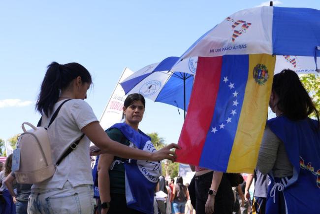 拉美抗议浪潮 谴责美国对委军事行动