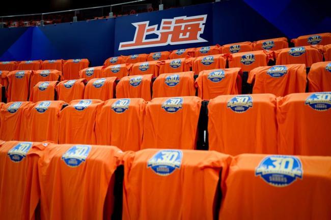 上海大鲨鱼用胜利庆祝成立三十周年 传奇重聚共庆辉煌